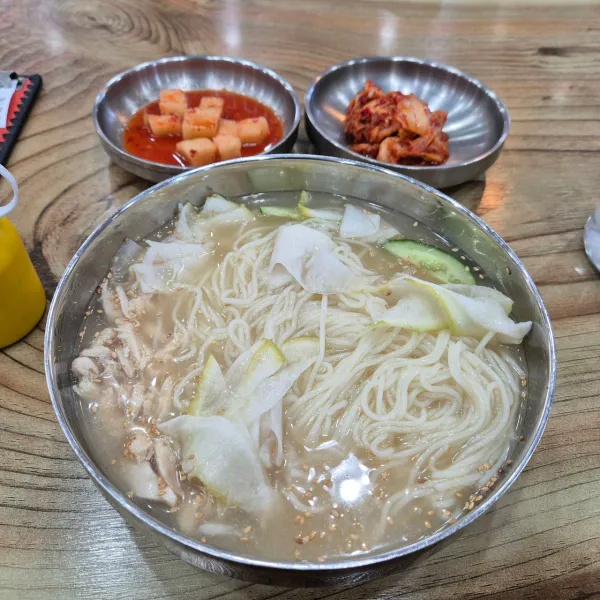 생생정보 고수의 부엌 초계비빔국수 음식점 위치
