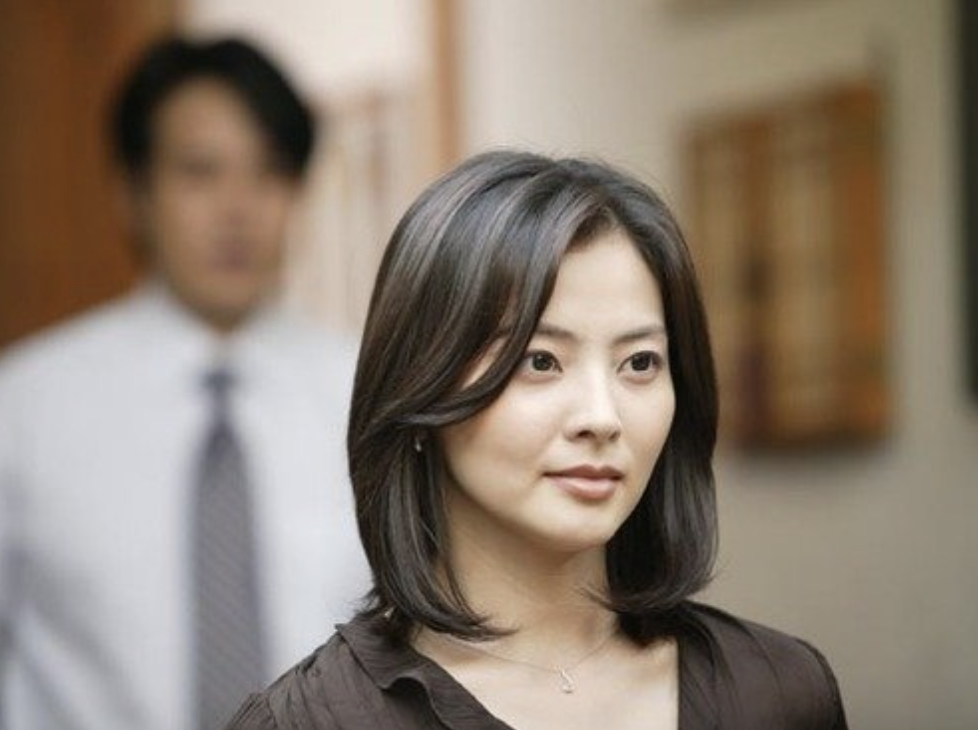 최지나25