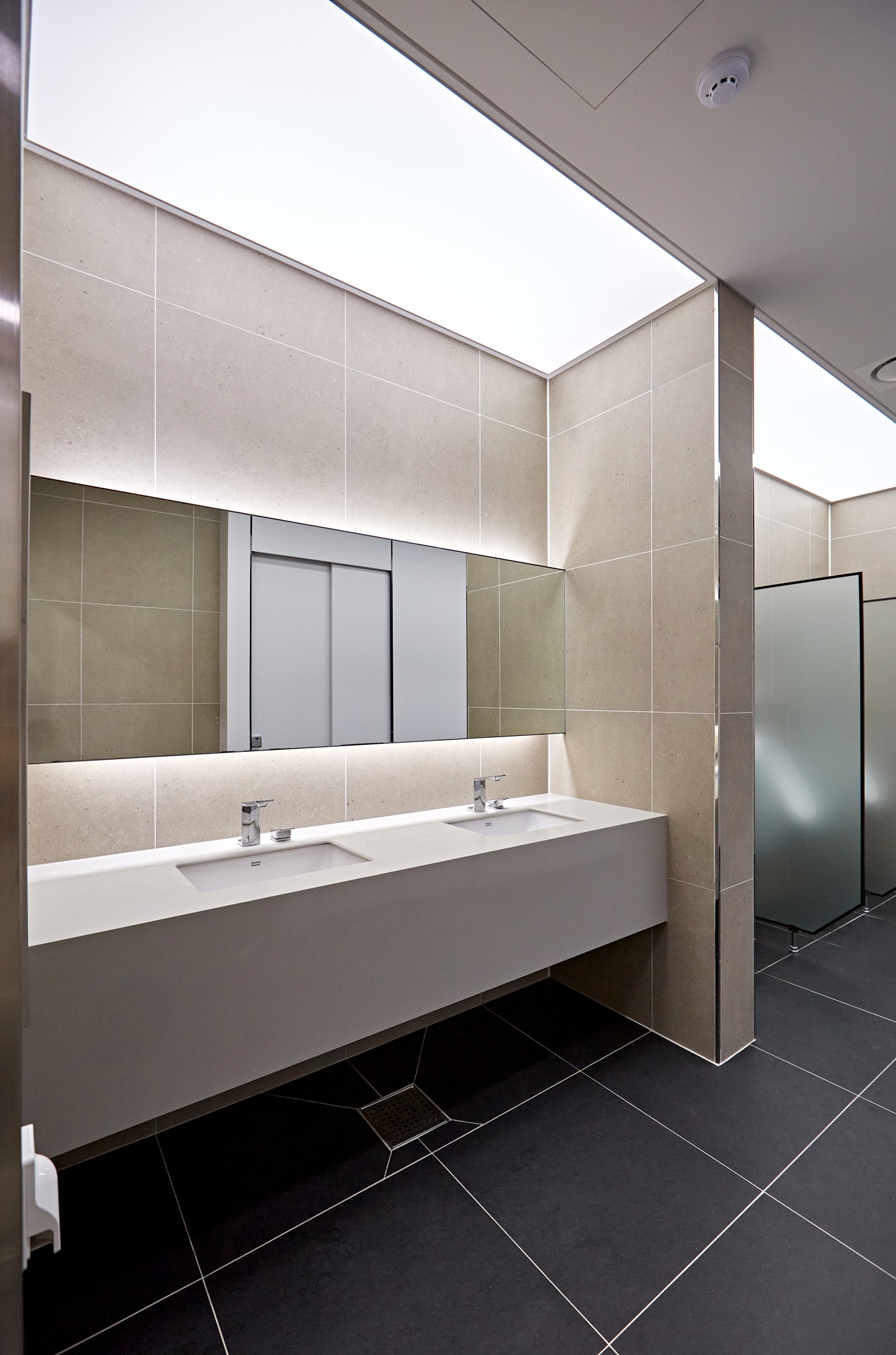 사무실화장실인테리어