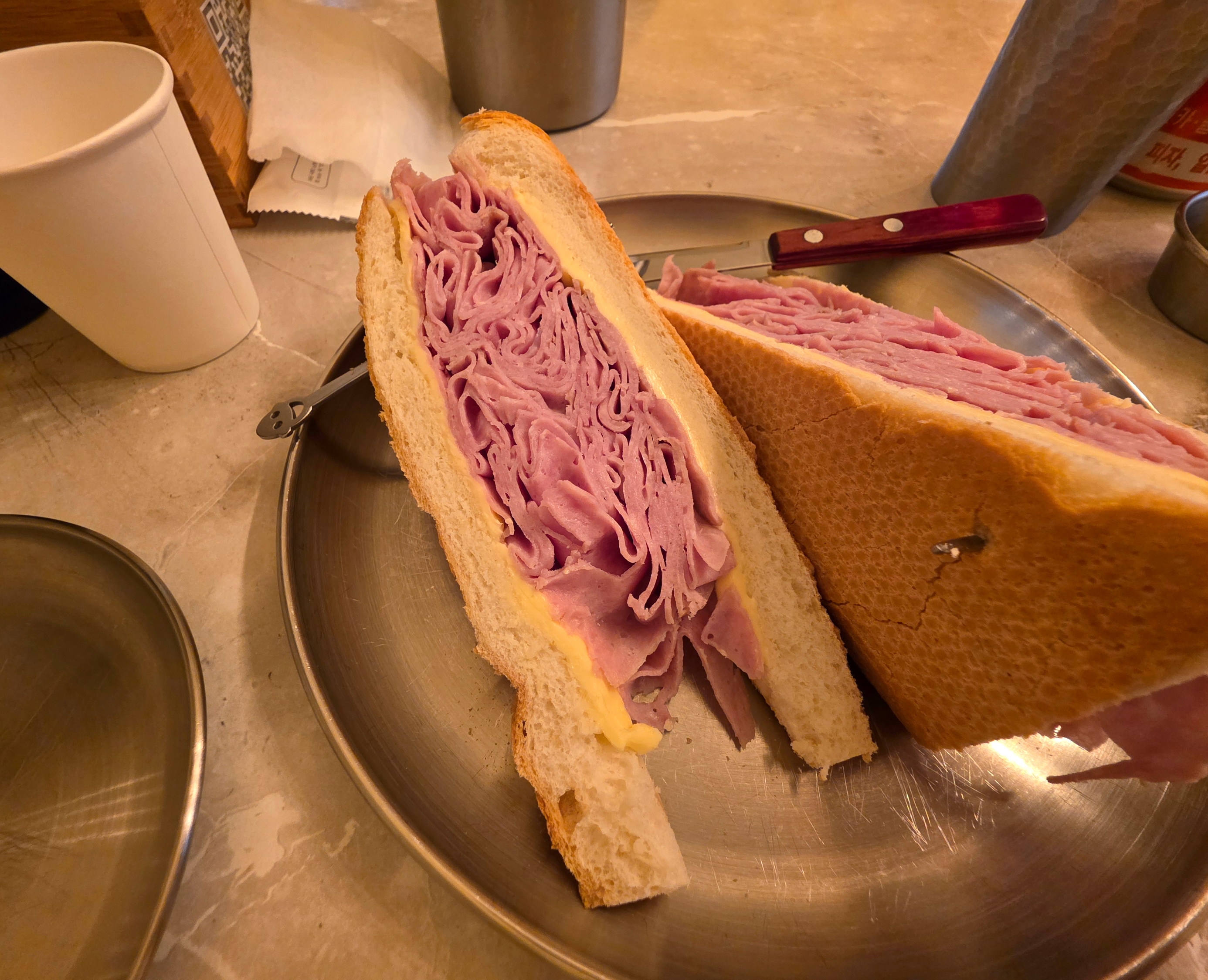 수유역민지네잠봉뵈르샌드위치