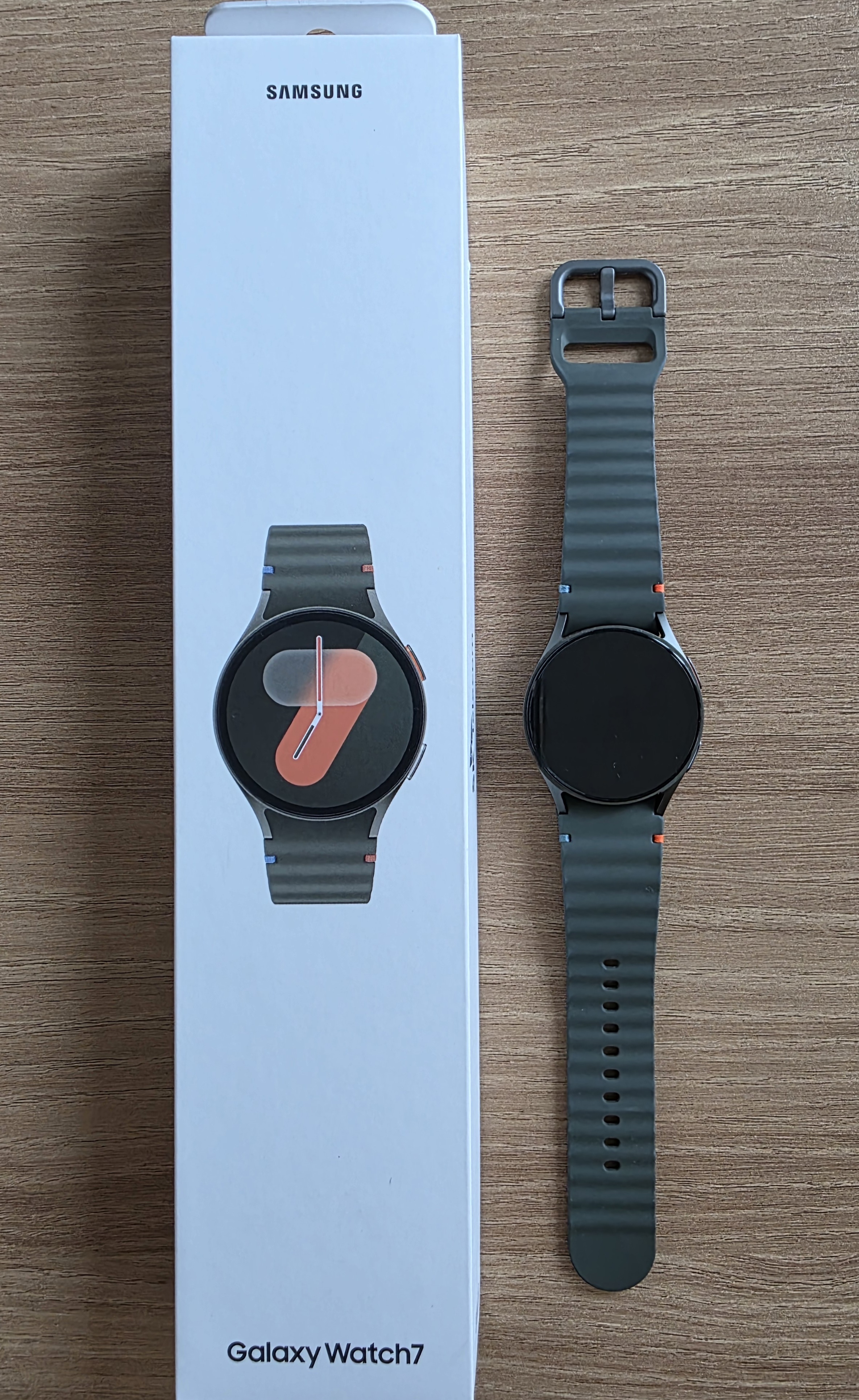 워치7과는-디자인이-많이-달라요.