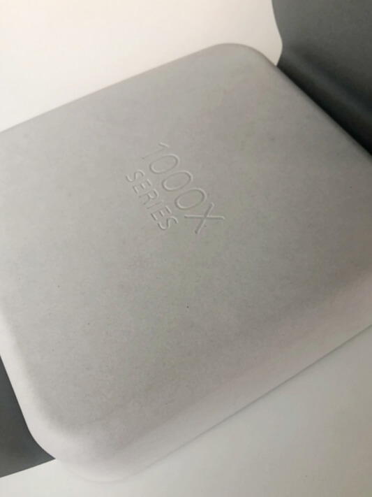 소니 헤드폰 케이스 사진