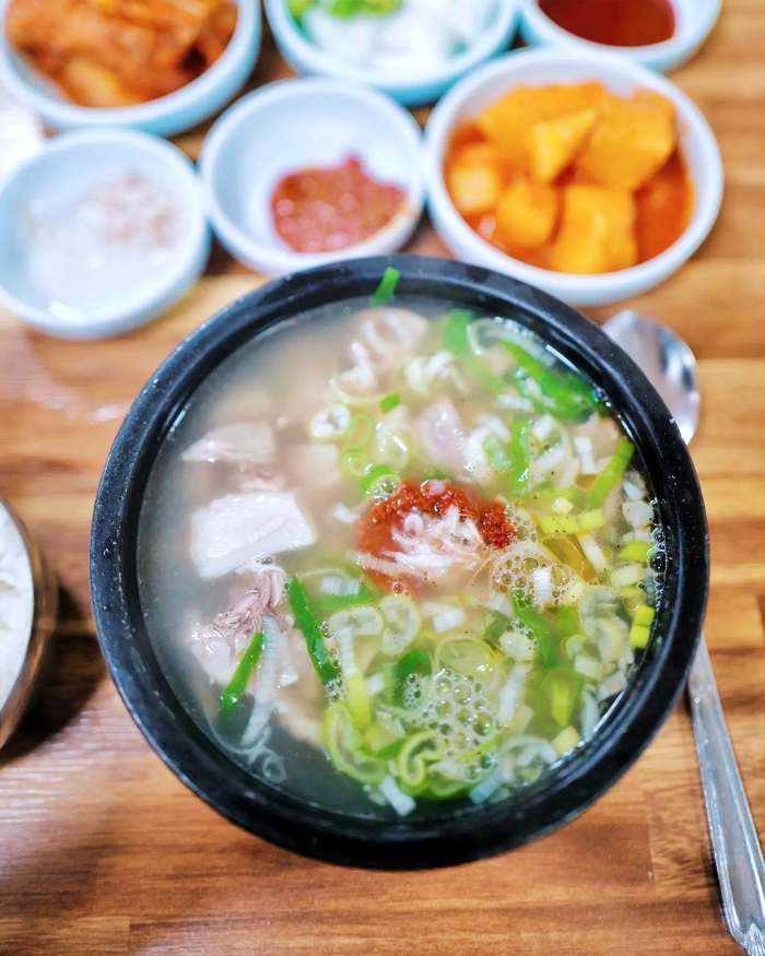 생생정보 전남 담양 55년 경력 엄마 만드는 돼지국밥 맛집