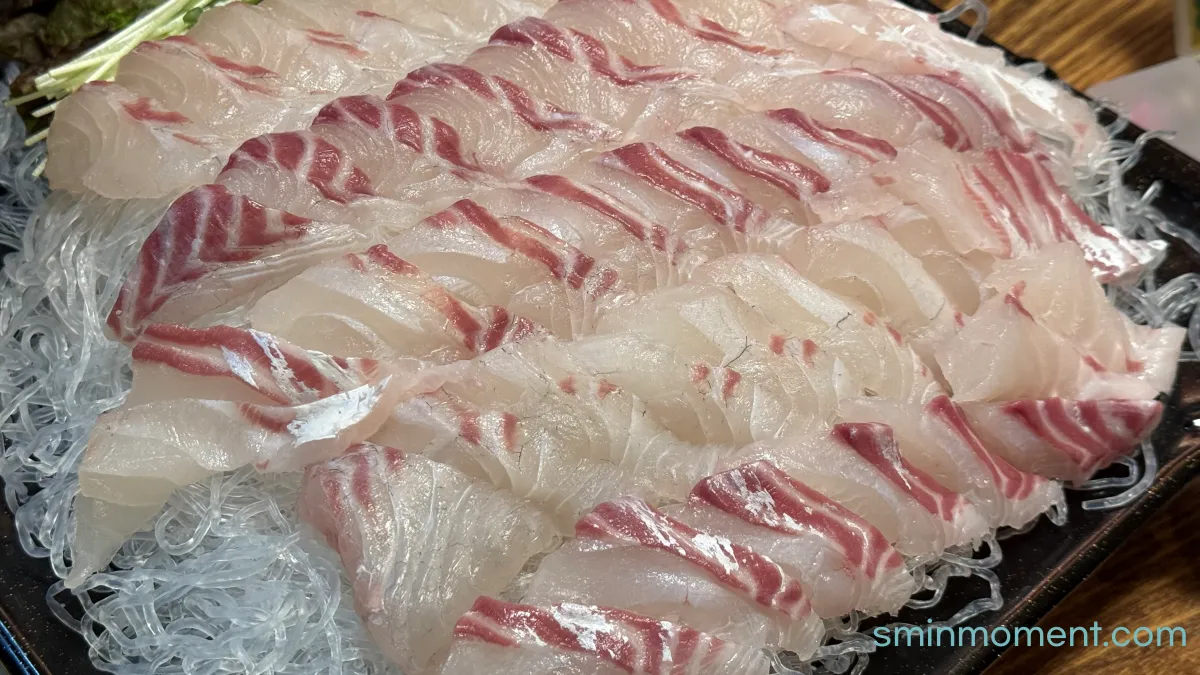 나인트리-호텔-저녁-식사-횟집-두툼해-돔