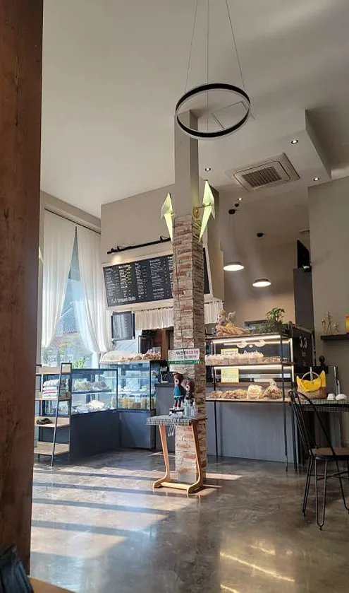 3.3브런치카페