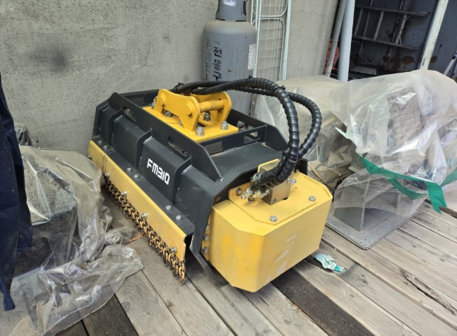 미니 포크레인용 예초기