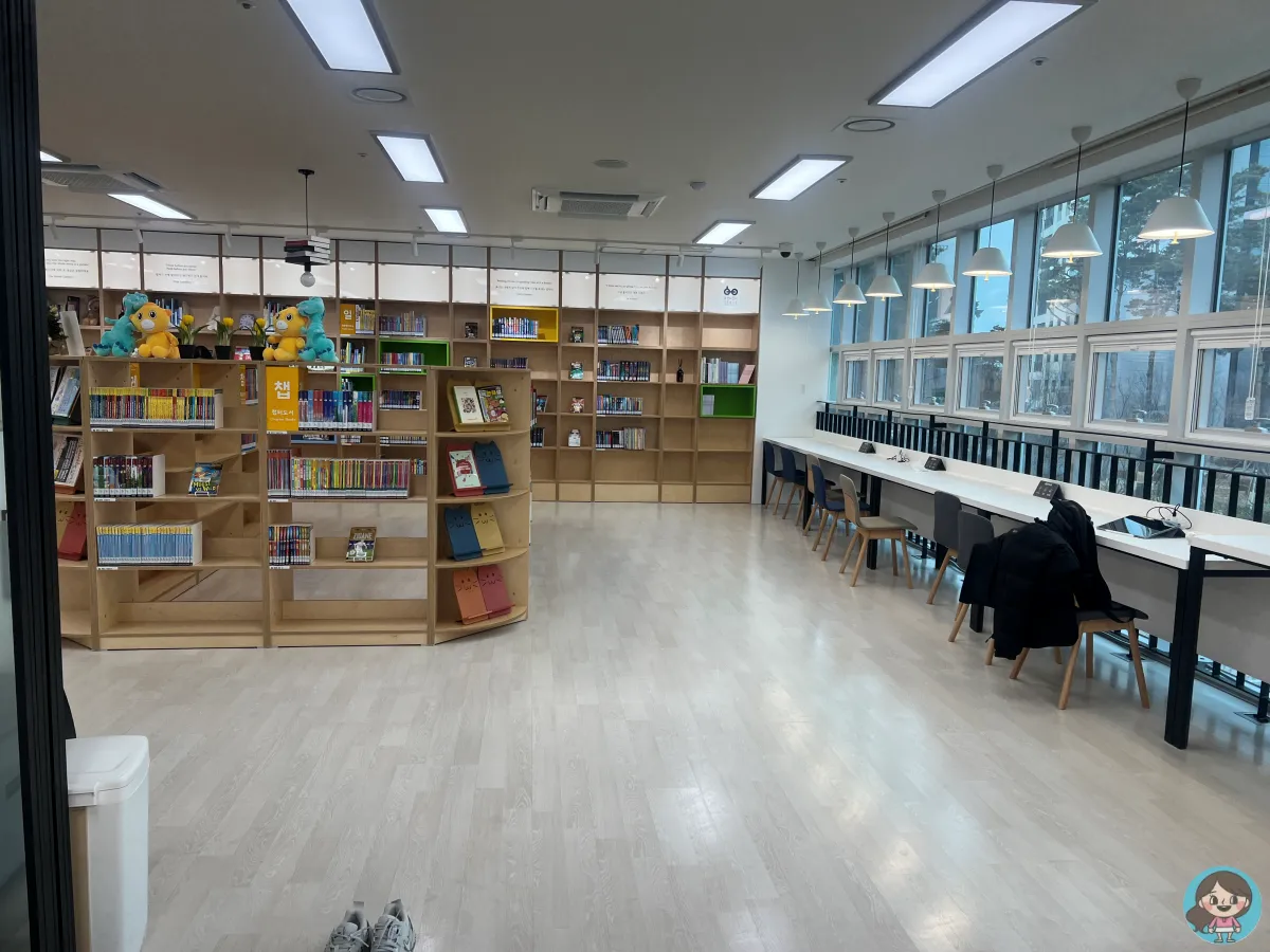호연이음터작은도서관-열람공간