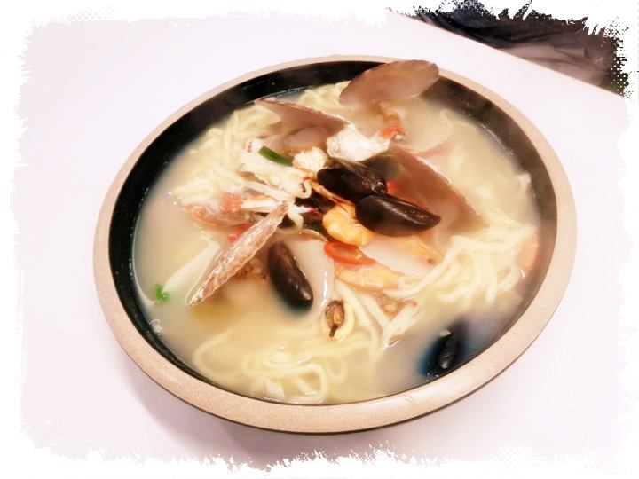 제1452회-생생정보-해물칼국수-해물파전-낙지-전복-조개-전골-인천-영종도-구읍뱃터-맛집