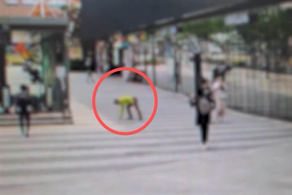 다이아몬드팔찌-줍는사람