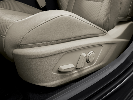 아반떼하이브리드 내부 디자인