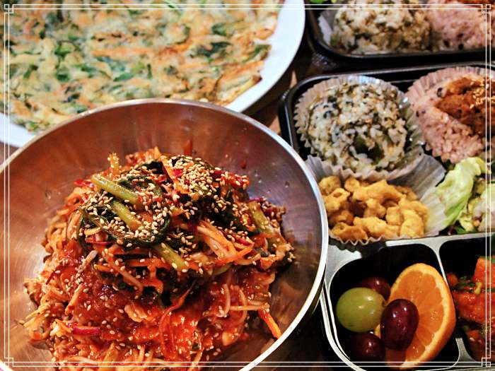 1913 광주 송정역 시장 맛집 70년 전통 자가 제면과 30년 음식 경력 사장님, 잔치국수, 골뱅이비빔국수