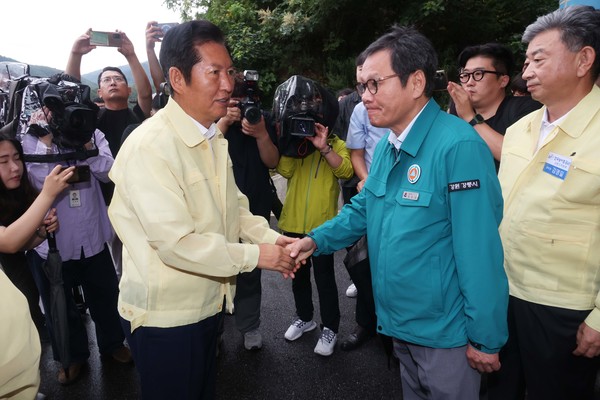 강릉 시장 김홍규 프로필 소속정당