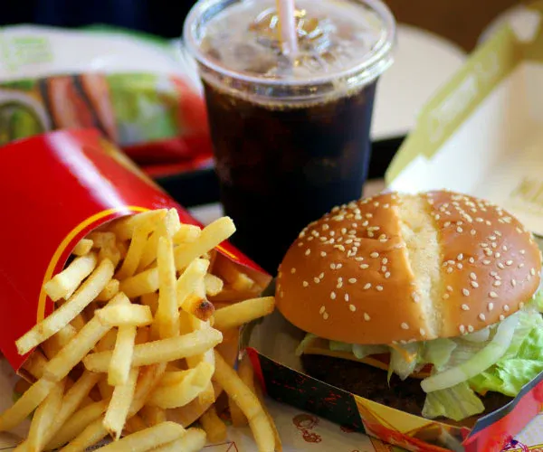 간 건강 식습관과 피해야 할 음식 리스트