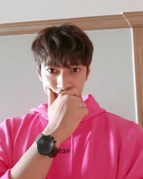 김요한 배구선수 나이 프로필 신랑수업2 소개팅녀 이주연 직업 배구계 강동원 재산 총정리