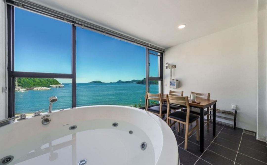 거제 더100 펜션 스파