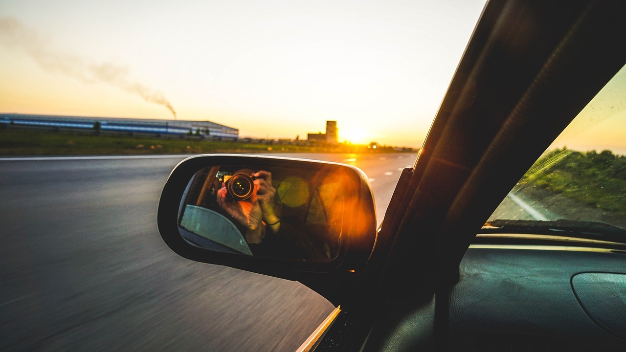 자동차 사이드미러 사진 이미지 1번