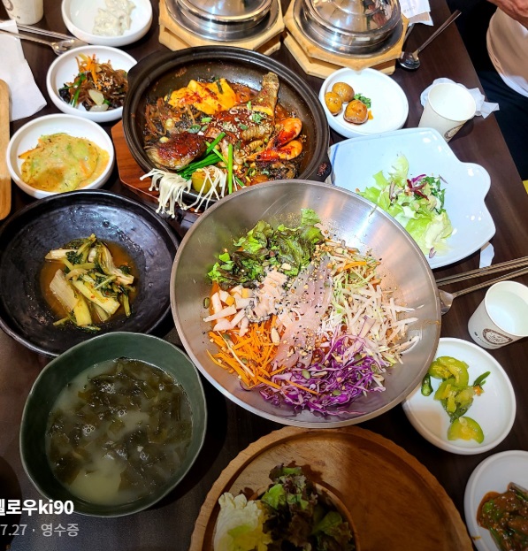 생생정보-강릉-통우럭조림-물회-청춘돌우럭