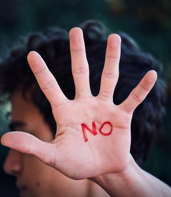 거절이 왜 아픈가요? '노(No)'라고 말하지 못하는 뇌의 눈물겨운 사정