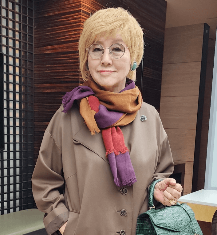 반효정