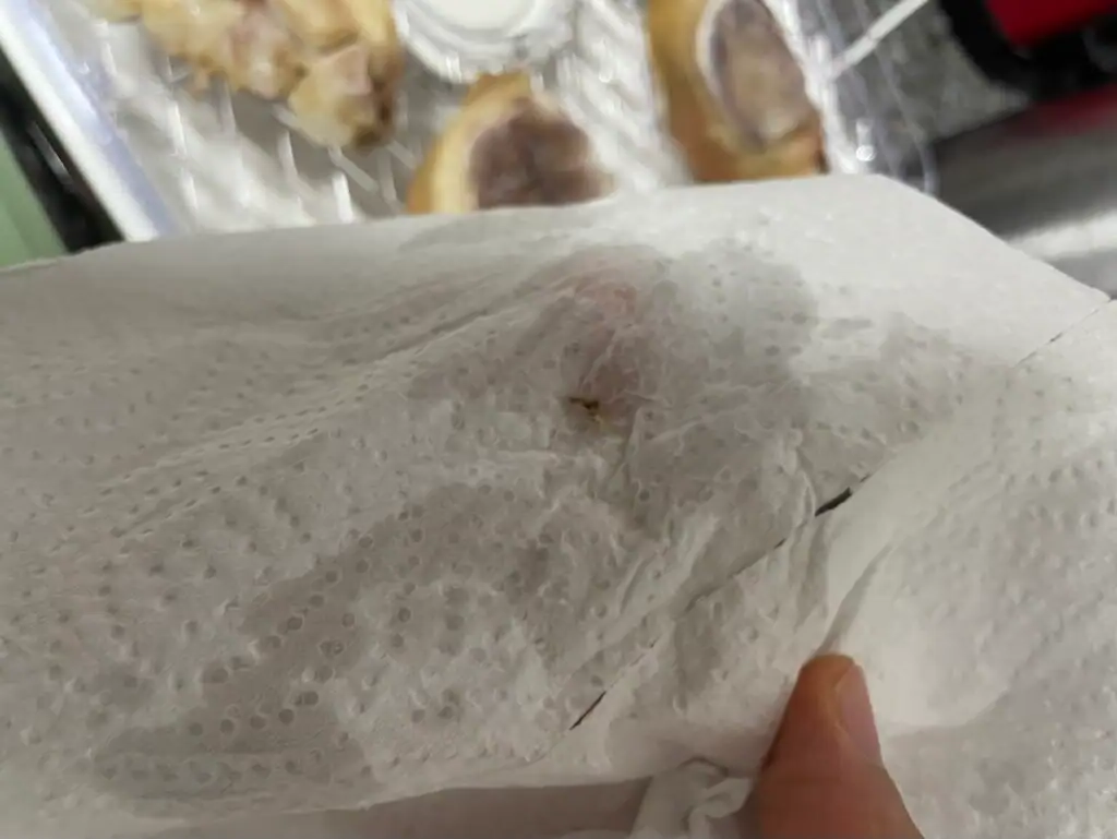 한우 우족 건조 중 기름기 제거 
