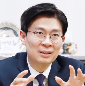 조정훈 국회의원 프로필 나이 고향 학력 지역 | 조정훈 국힘 비대위원 합류설