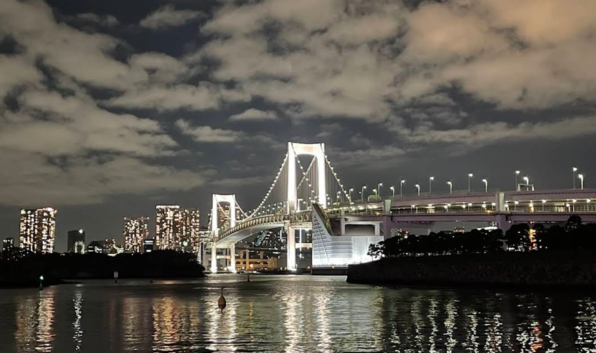 야카타부네에서 본 오다이바 레인보우브릿지