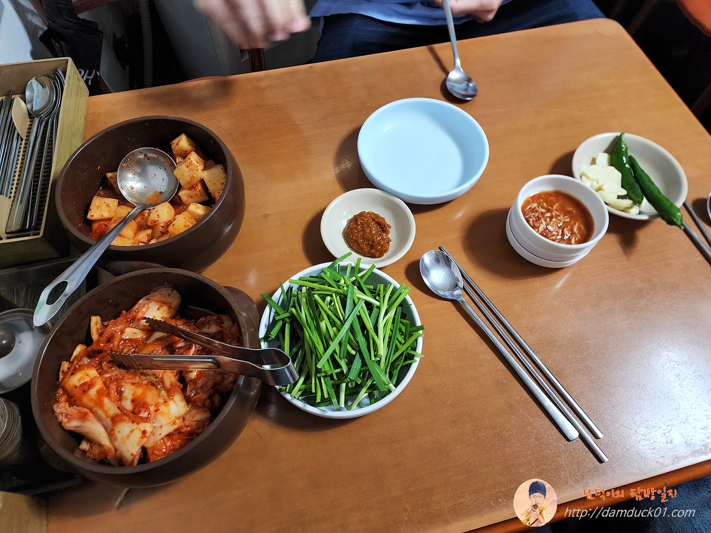 농가순대국
농가순대국



농가순대국 반찬