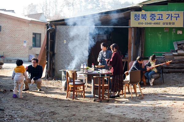 영화-고속도로-가족-단체-스틸컷