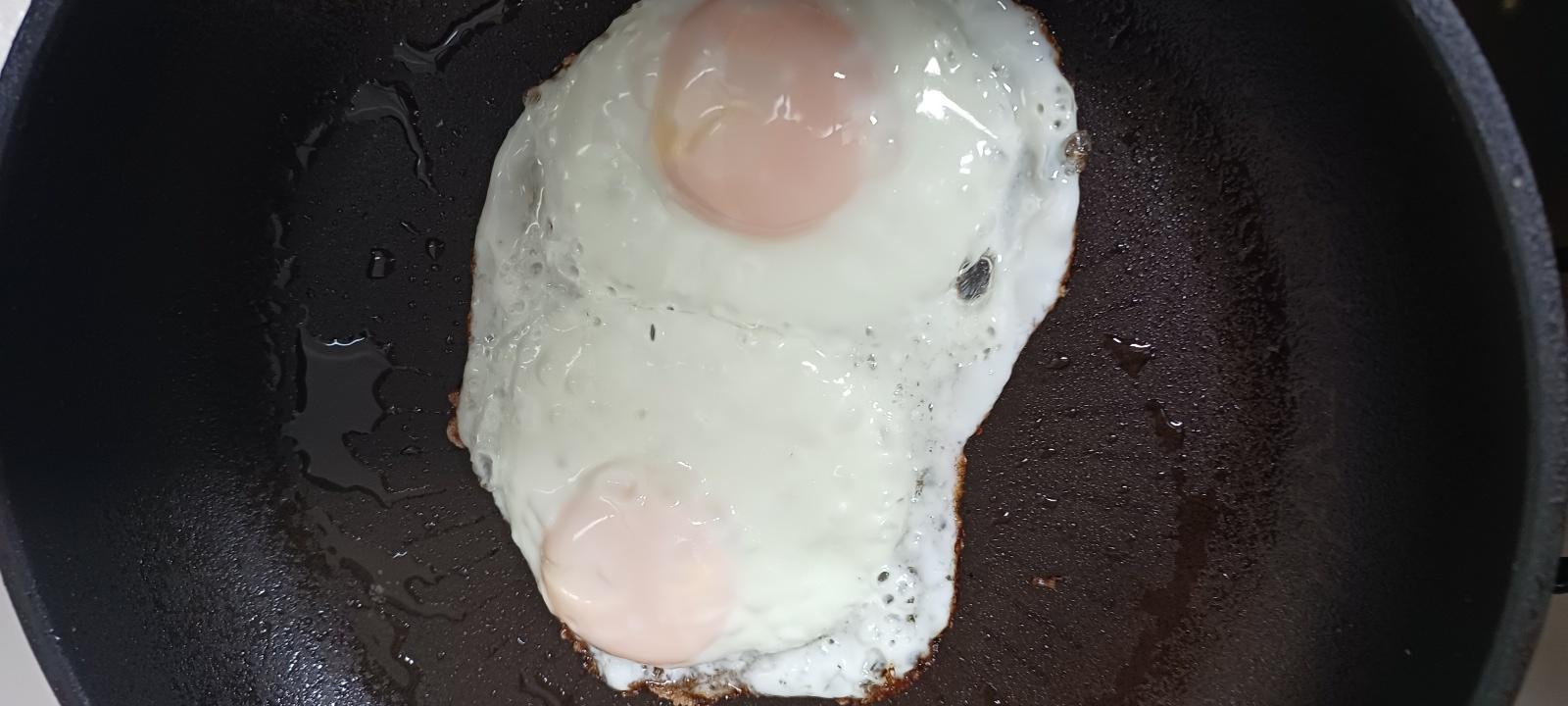 계란프라이 완성