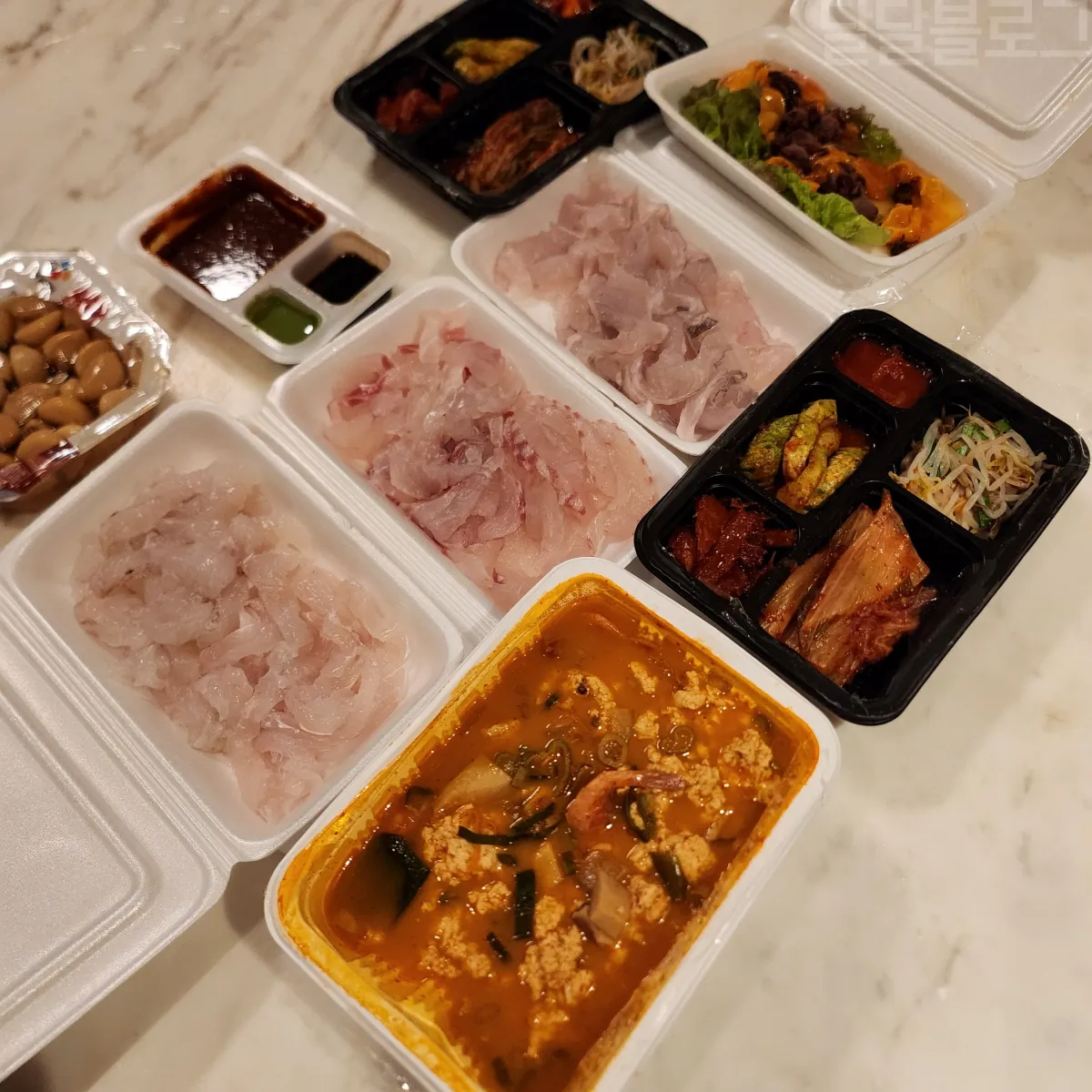 강원도-고성-가족여행-저녁-회