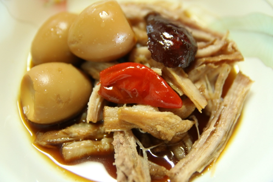 메추리알 돼지고기 장조림