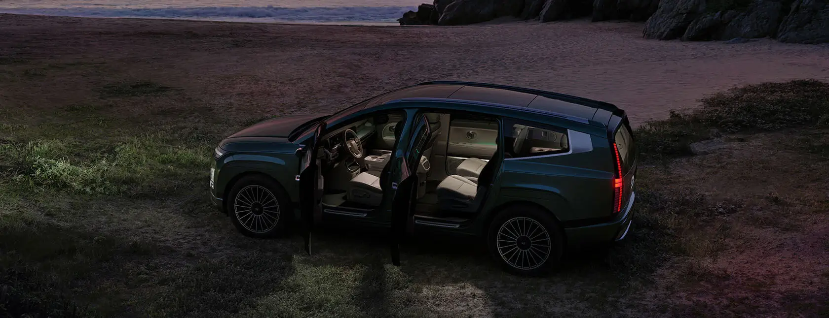 ioniq9_gallery_exterior_side_view_01