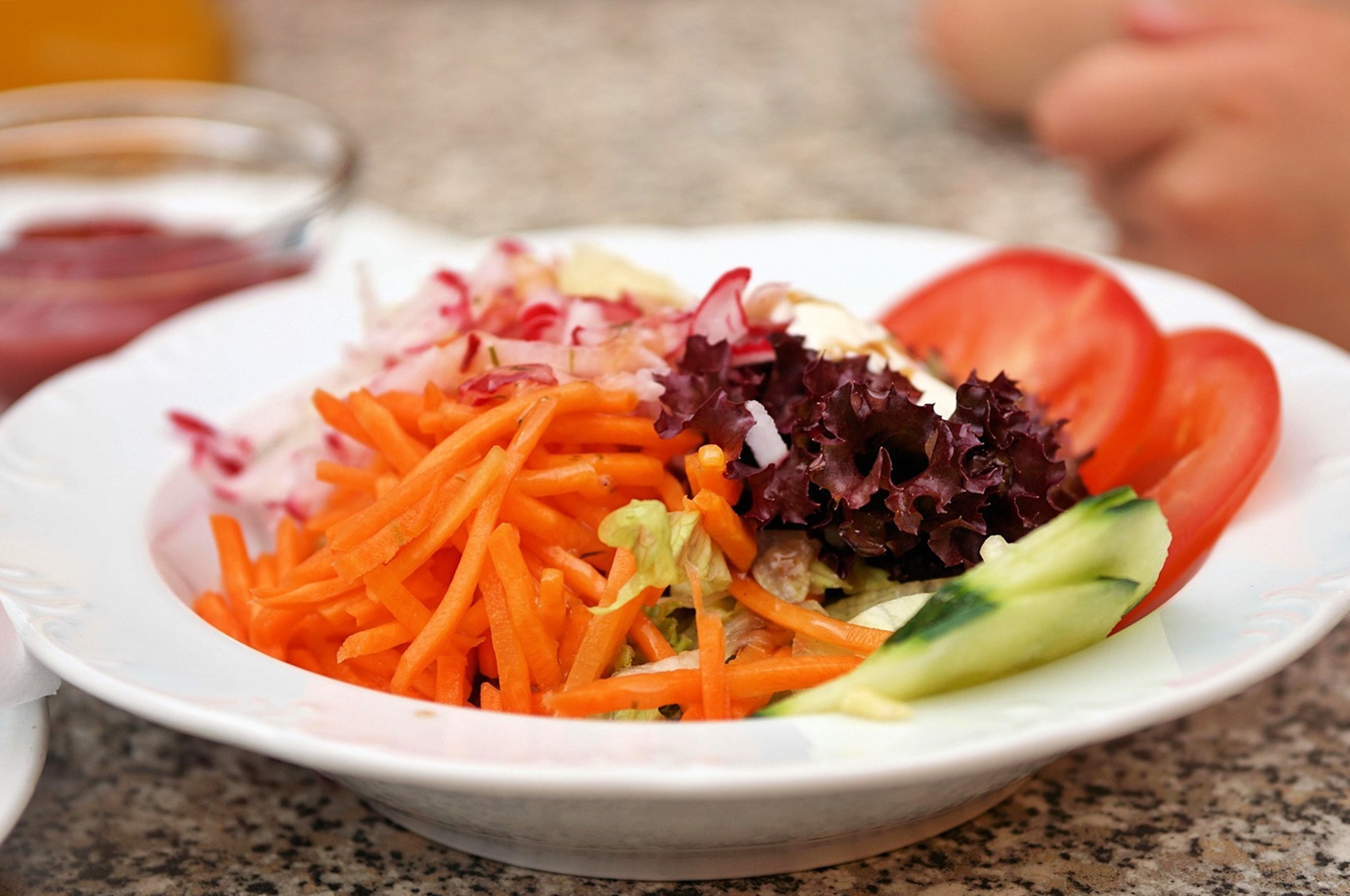 야식을 끊지 못하는 사람을 위한 현실적인 ‘시간’ 대안