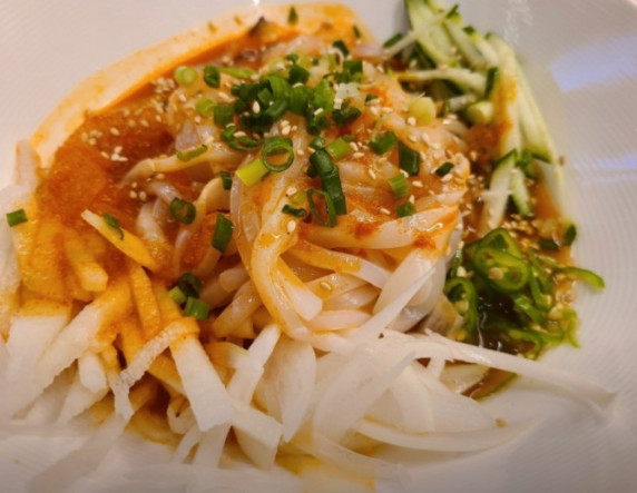 6시내고향 K-맛있을지도 도다리쑥국 중구 맛집 정보