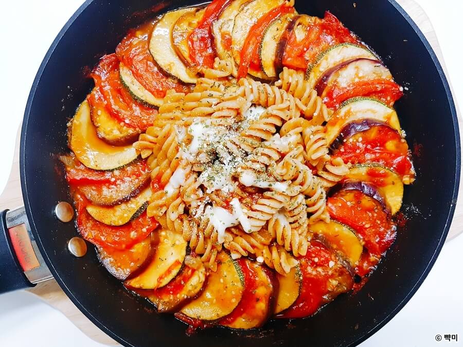 가지-라따뚜이-푸실리파스타-다이어트-요리-레시피