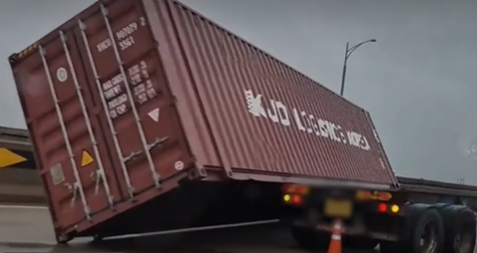 사고 원인: 안전 결박 부실 vs 기상 대응 미흡