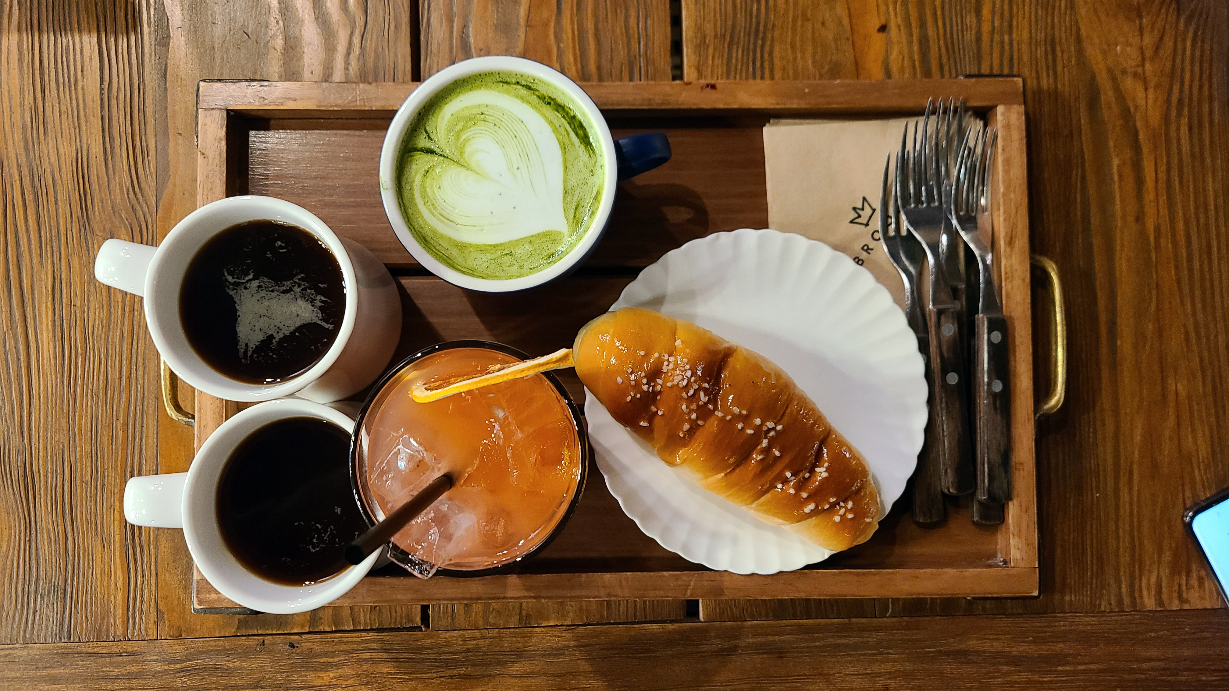 CAFE BROOKS