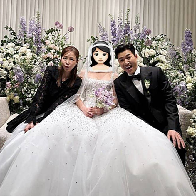 가수-김종민-아내-신지