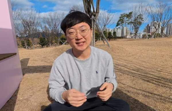 충주맨 김선태 프로필 총정리: 퇴사 이유&middot;나이&middot;학력&middot;집안&hellip;6급 초고속 승진 비화(라디오 스타)