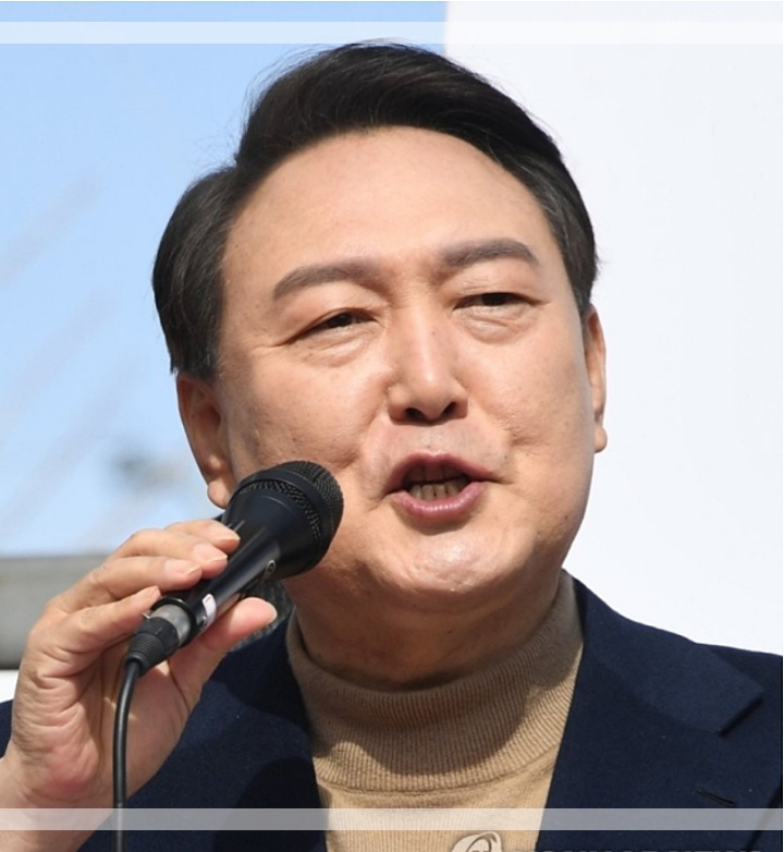 연설중인-윤석열