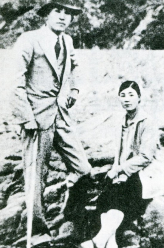 1. 광기 어린 사랑과 문학적 영감의 원천, 기생 금홍 (錦紅)