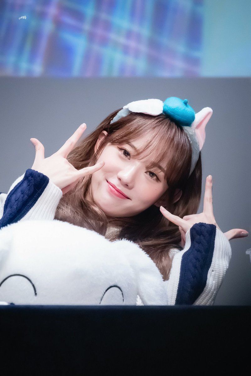 우주소녀 루다 인스타그램 사진 몸매