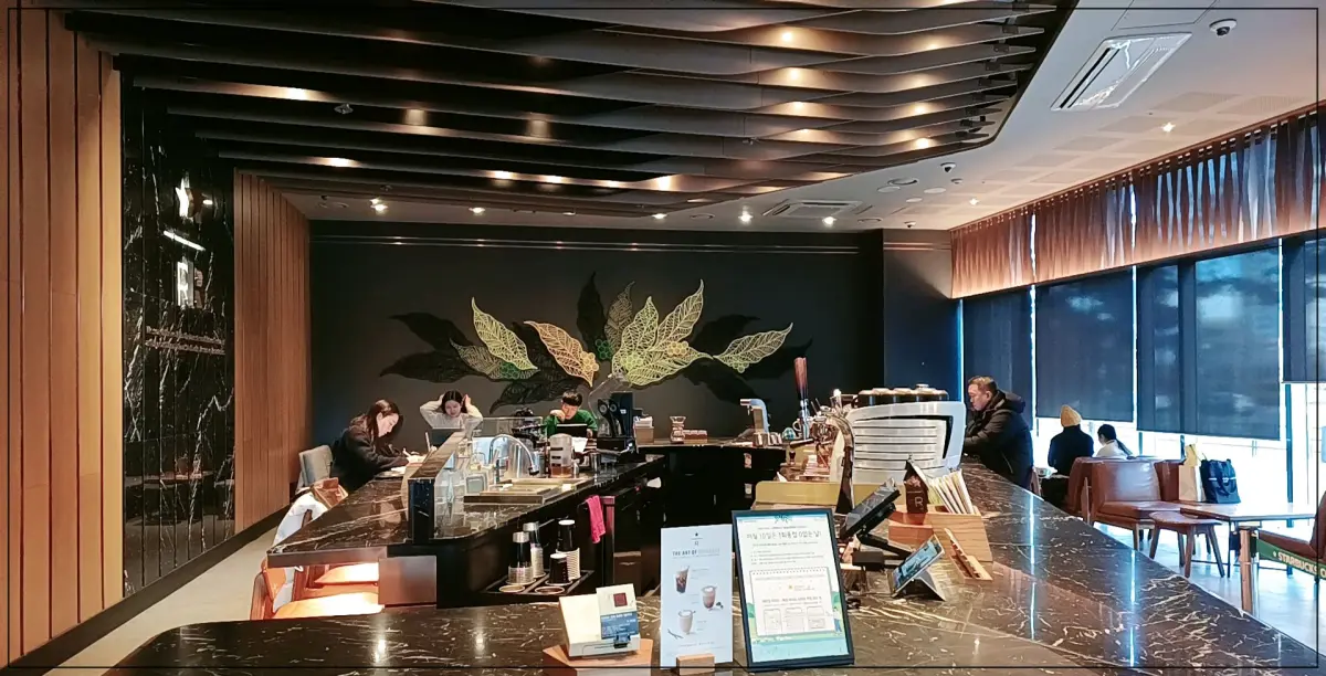 광교-스타벅스-엘포트R점-리저브-자리