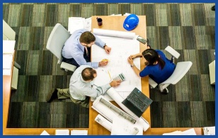 회의 중인 사람들