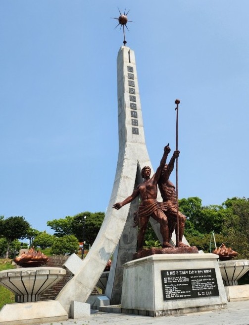 오동도 & 돌산 공원: 자연과 경치를 만끽하는 힐링 코스