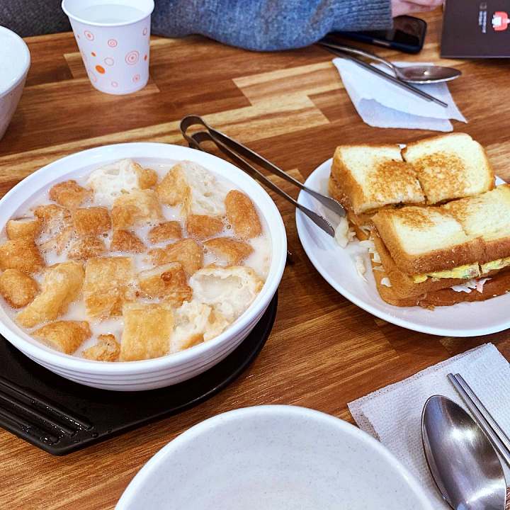 놀면뭐하니 국내산 유재석 전국 간식 자랑 40년 전통 찹쌀 도넛 콩국 대구 맛집 추천 방송정보