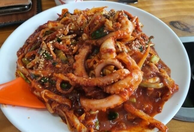 오늘N 2527회 식큐멘터리 경기 김포 양촌 맛집 조정순 추어매운탕