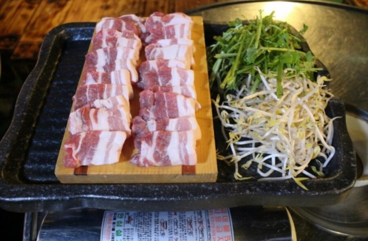 생활의 달인 미나리 냉삼겹살 & 주먹김밥 용산 은둔식달 맛집