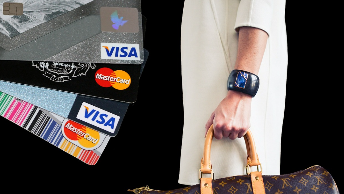 리셀링의 개념과 대중 인식 변화 관련 이미지