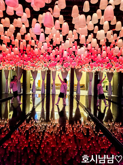 남양주 스파디움24 찜질방 SNS에서 핫한 핑크 아트램프 홀